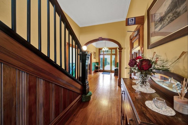 Photo of property in 6 Princes Street, Hawera, 4610