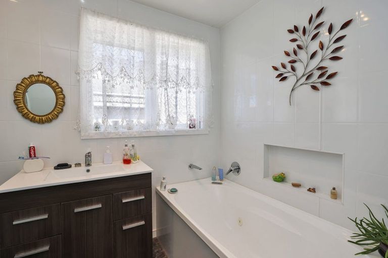 Photo of property in 4 Lagmhor Road, Tinwald, Ashburton, 7700