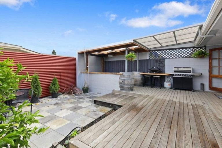 Photo of property in 2/40 Stuart Street, Blenheim, 7201