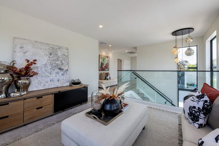 Photo of property in 12a Eric Price Avenue, Takapuna, Auckland, 0620