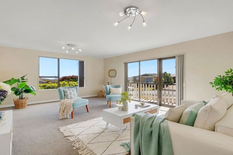 Photo of property in 36 Eskdale Road, Papakowhai, Porirua, 5024