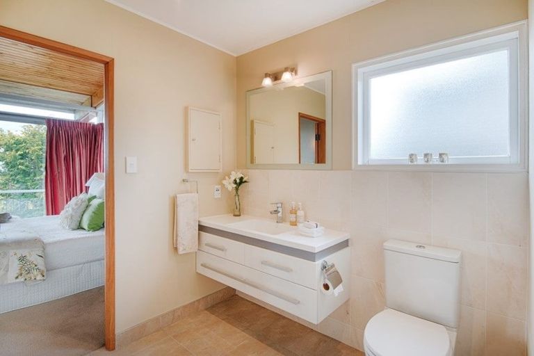 Photo of property in 50 Castor Bay Road, Castor Bay, Auckland, 0620