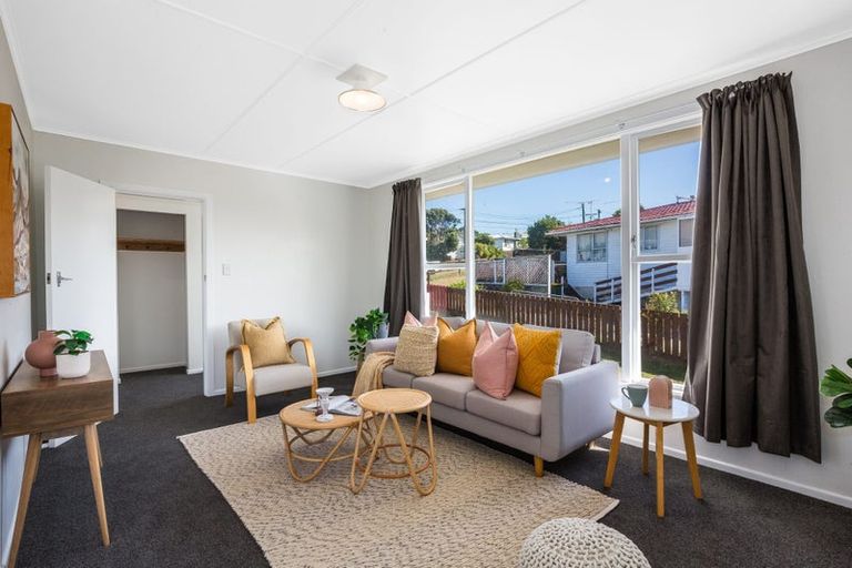 Photo of property in 12 Paenui Street, Titahi Bay, Porirua, 5022