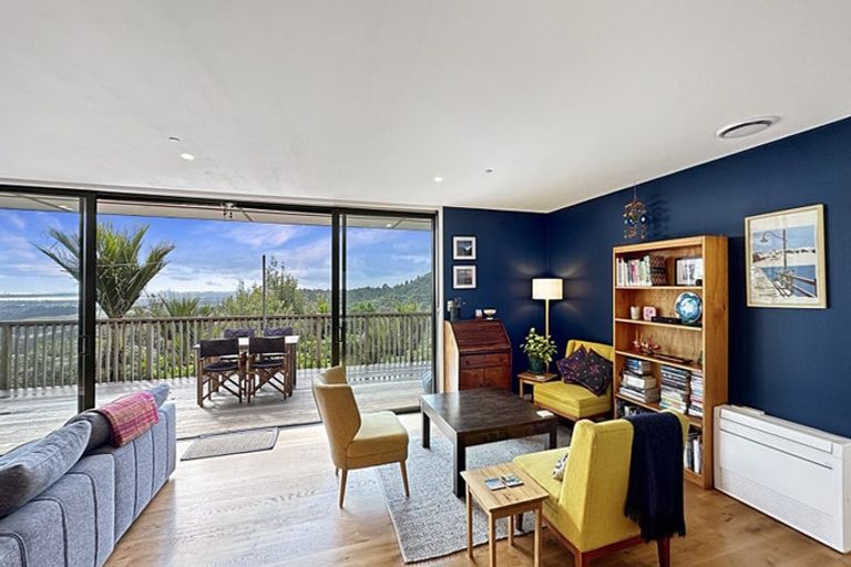 Photo of property in 144 Opanuku Road, Henderson Valley, Auckland, 0612