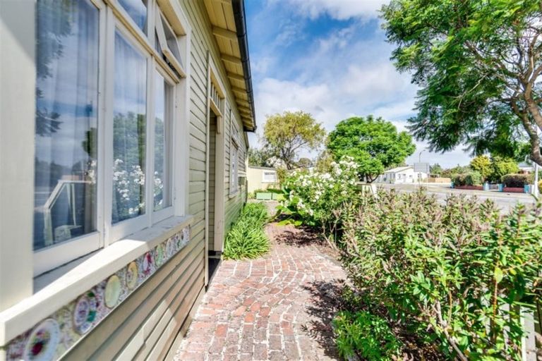 Photo of property in 48 Carnell Street, Napier South, Napier, 4110