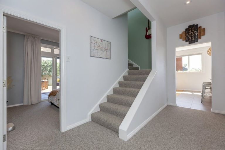 Photo of property in 30 Newry Road, Raumati Beach, Paraparaumu, 5032