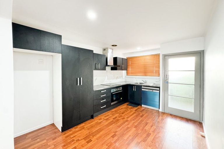 Photo of property in 3/22 Burdale Street, Riccarton, Christchurch, 8011