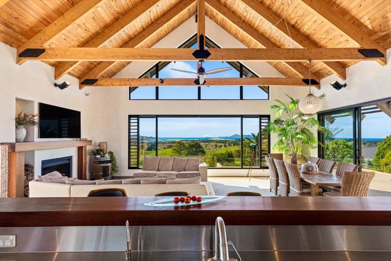 Photo of property in 20 Sandhill Heights, Mangawhai, 0975