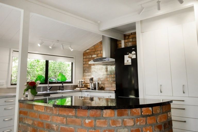 Photo of property in 266 Victoria Avenue, Hokowhitu, Palmerston North, 4410