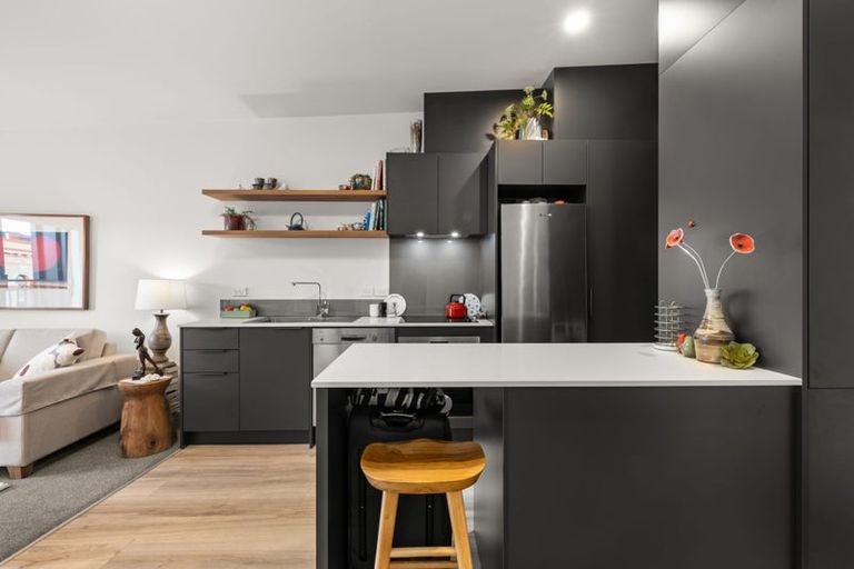 Photo of property in 402/2 Colombo Street, Newtown, Wellington, 6021