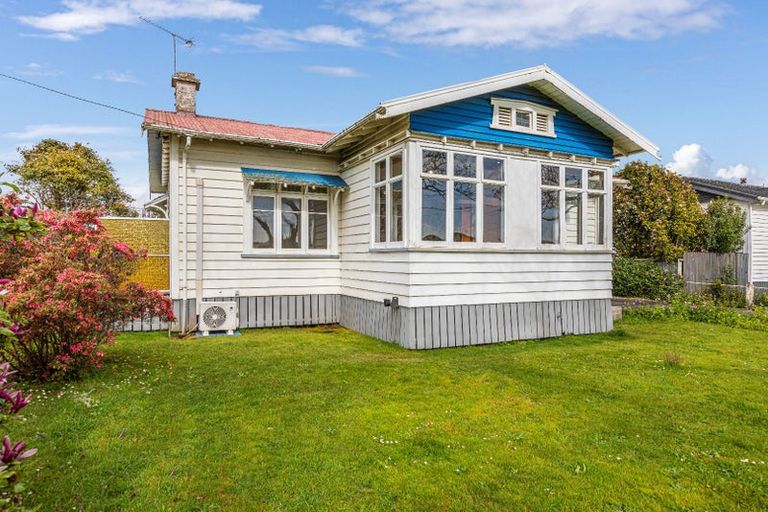 Photo of property in 97 Seddon Street, Pukekohe, 2120