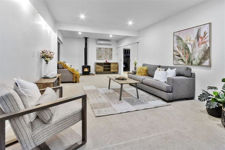 Photo of property in 75 Sartors Avenue, Browns Bay, Auckland, 0630