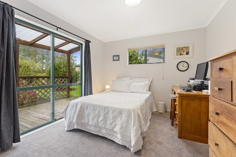 Photo of property in 79 Laward Road, Shannon, Palmerston North, 4474