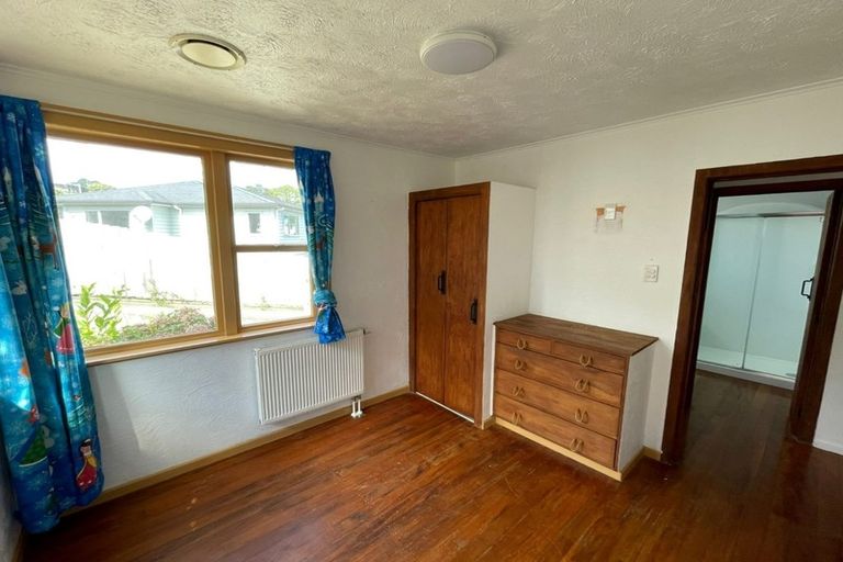 Photo of property in 11 Western View Court, Sunnyvale, Auckland, 0612