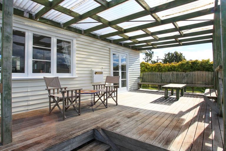 Photo of property in 39a Wallis Street, Raglan, 3225