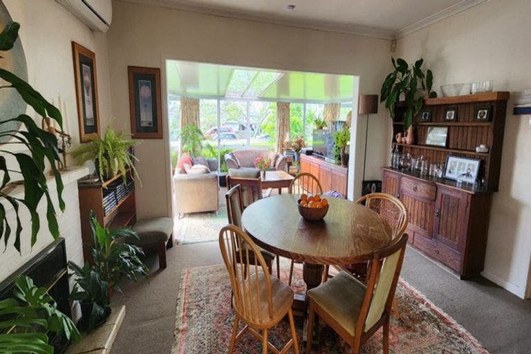 Photo of property in 11 Boyd Avenue, Mangere Bridge, Auckland, 2022