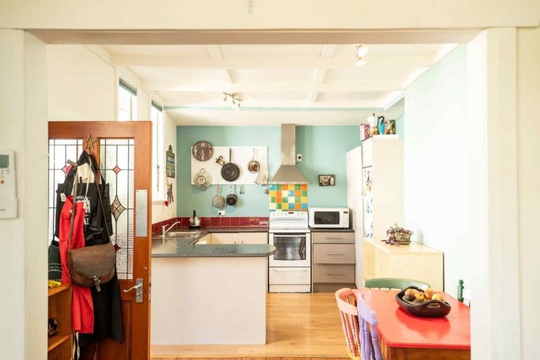 Photo of property in 10 Totara Street, Nelson South, Nelson, 7010