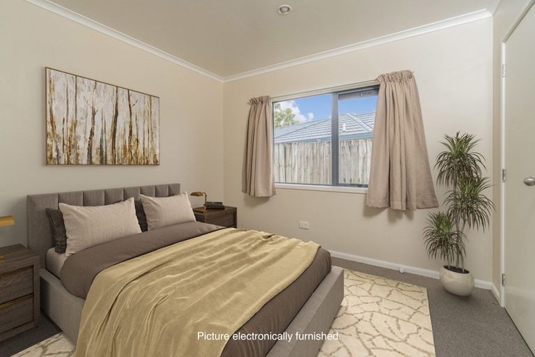 Photo of property in 16 Sambrooke Crescent, Flat Bush, Auckland, 2019