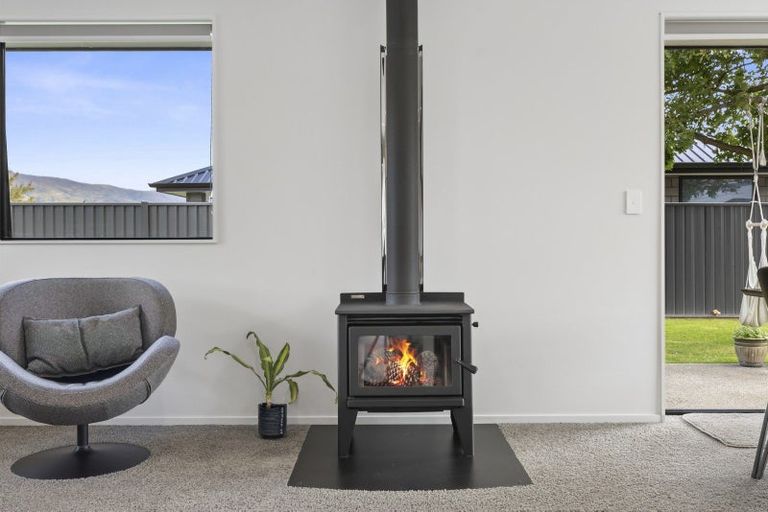 Photo of property in 3 Searle Drive, Cromwell, 9310