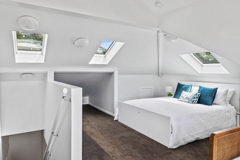 Photo of property in 5a Fortunatus Street, Brooklyn, Wellington, 6021