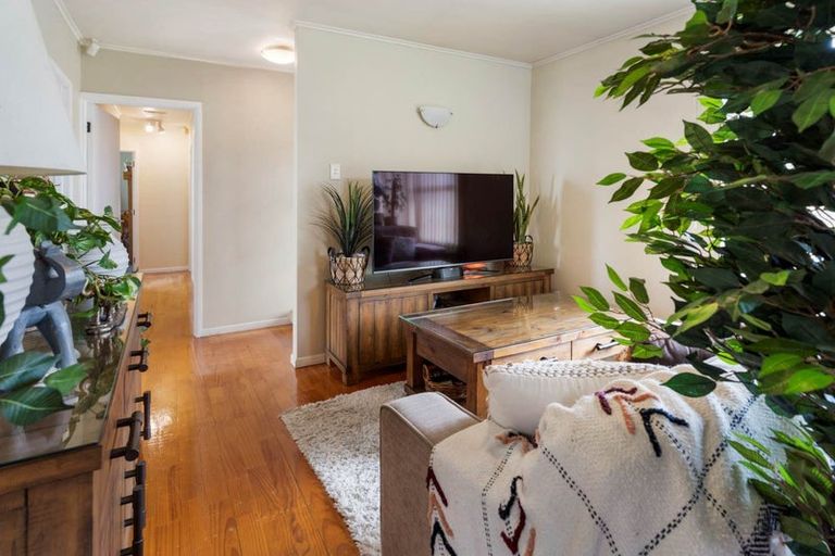 Photo of property in 97 Chichester Drive, Rosehill, Papakura, 2113