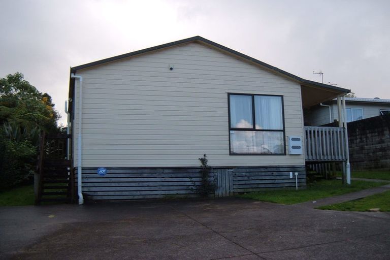 Photo of property in 26 Nikau Street, New Lynn, Auckland, 0600