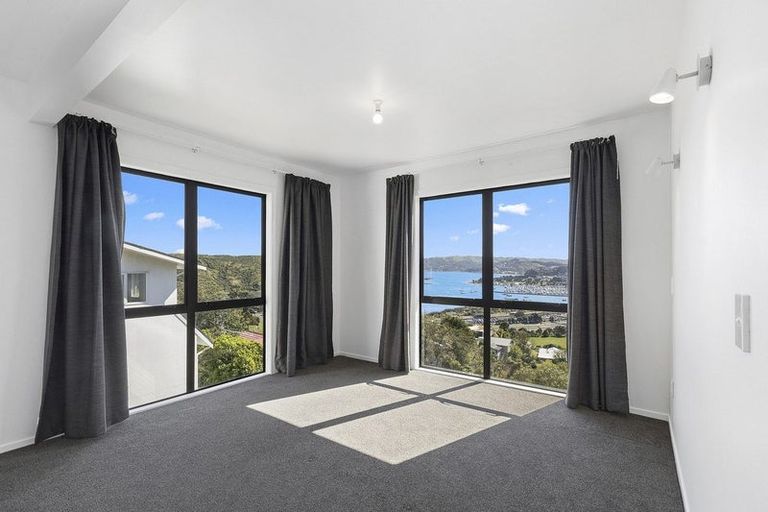 Photo of property in 27 Eskdale Road, Papakowhai, Porirua, 5024
