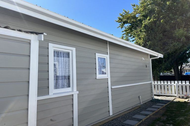 Photo of property in 505 Featherston Street, Roslyn, Palmerston North, 4414