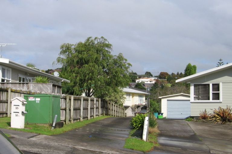 Photo of property in 1/16 Robbies Road, Shelly Park, Auckland, 2014