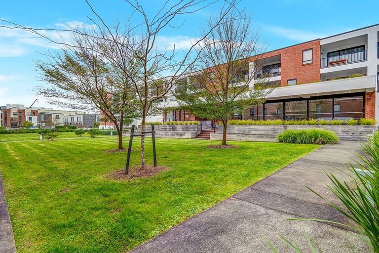 Photo of property in 204/77 Hobsonville Point Road, Hobsonville, Auckland, 0616