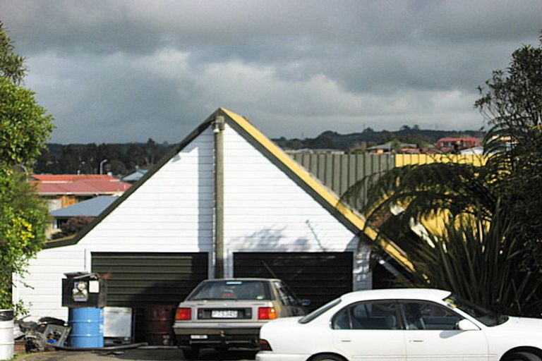 Photo of property in 10 Hood Place, Spotswood, New Plymouth, 4310