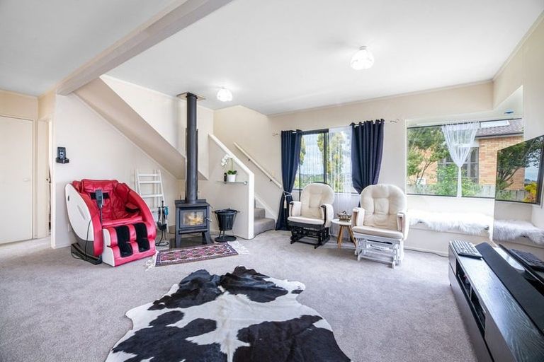 Photo of property in 12 Greville Road, Pinehill, Auckland, 0632