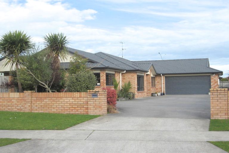 Photo of property in 6 Guildford Place, Rototuna North, Hamilton, 3210