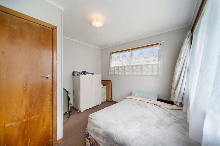 Photo of property in 34 Mclean Avenue, Papatoetoe, Auckland, 2025