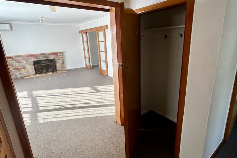 Photo of property in 41 Parrs Cross Road, Henderson, Auckland, 0612