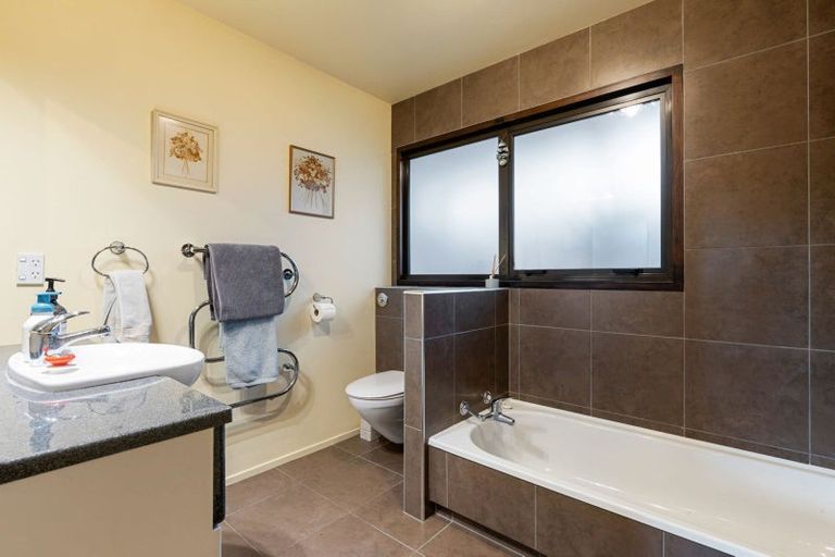 Photo of property in 14 Silva Crescent, Riverlea, Hamilton, 3216