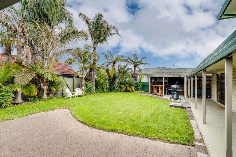 Photo of property in 215 Guppy Road, Taradale, Napier, 4112