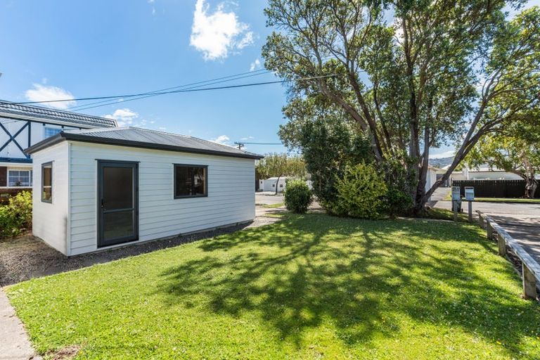 Photo of property in 28 Bauchop Road, Waterloo, Lower Hutt, 5011