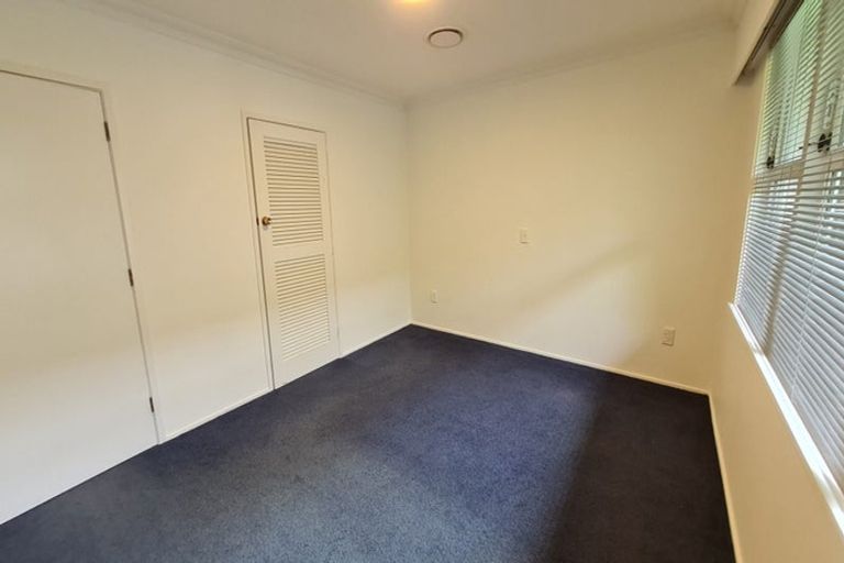 Photo of property in 2/94 Glandovey Road, Fendalton, Christchurch, 8052