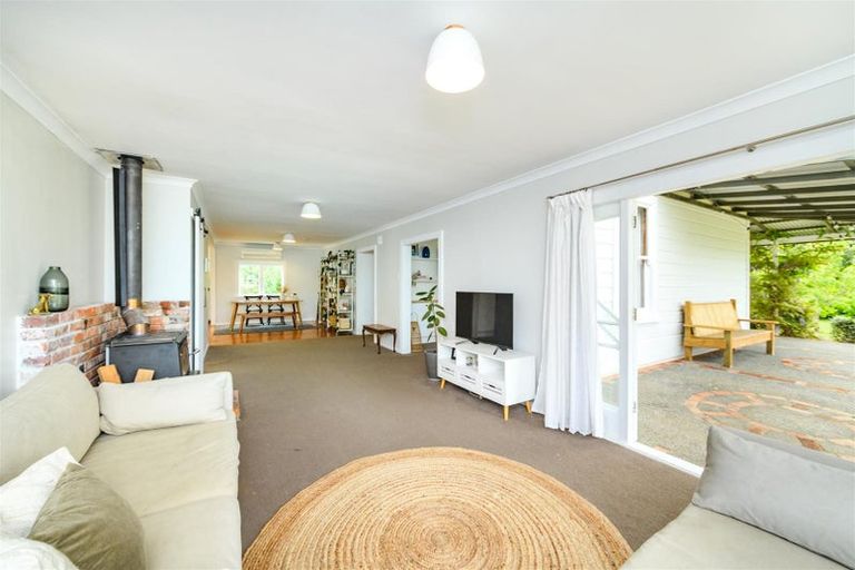 Photo of property in 93 Trickers Road, Bulls, 4818