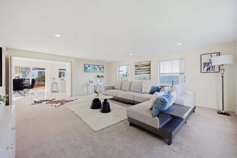 Photo of property in 74a Priestley Drive, Bucklands Beach, Auckland, 2014