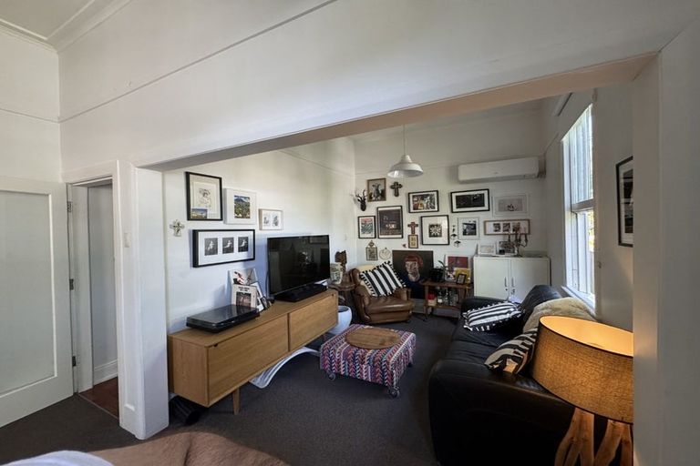 Photo of property in 166 Daniell Street, Newtown, Wellington, 6021