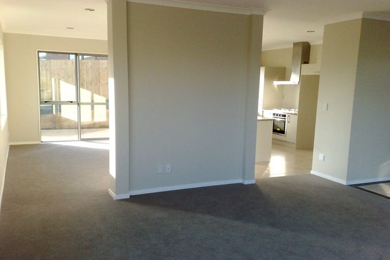 Photo of property in 76 Westgate Drive, Massey, Auckland, 0614