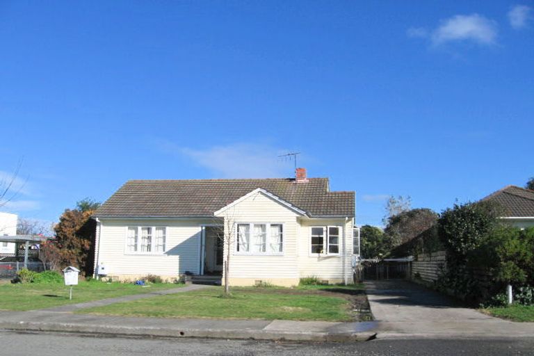 Photo of property in 707 Massey Street, Akina, Hastings, 4122