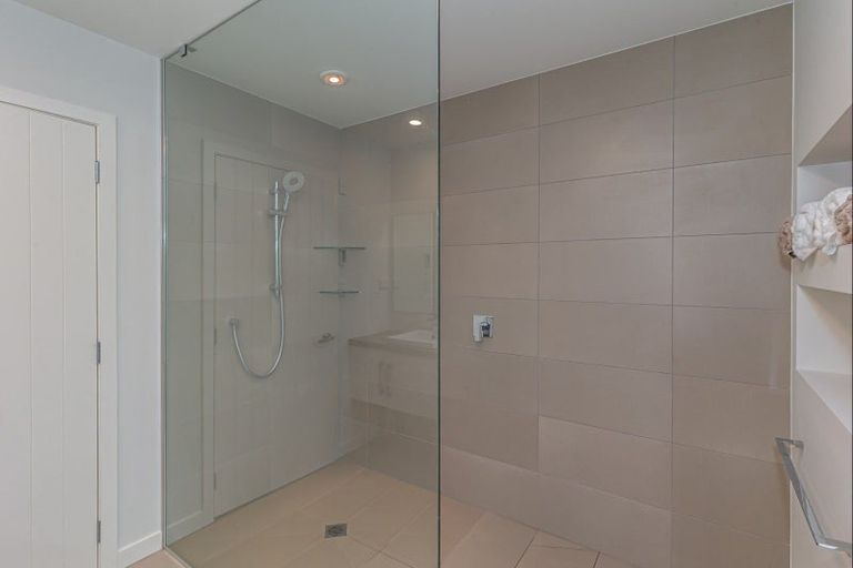 Photo of property in 190 Roslyn Road, Levin, 5510