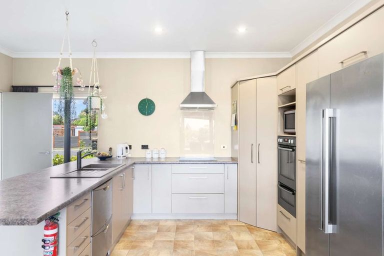 Photo of property in 27 Whiting Drive, Wakefield, 7025