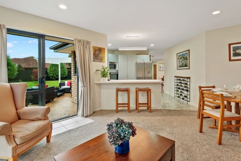 Photo of property in 21 Birchwood Close, Prebbleton, 7604