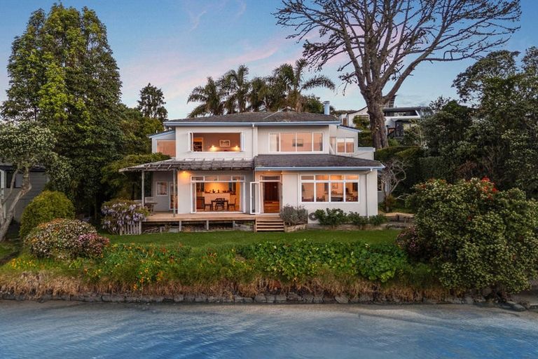 Photo of property in 2/67 Beresford Street, Bayswater, Auckland, 0622