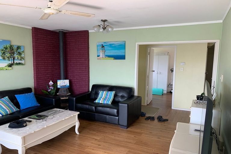 Photo of property in 5 Vanbrugh Place, Bucklands Beach, Auckland, 2014