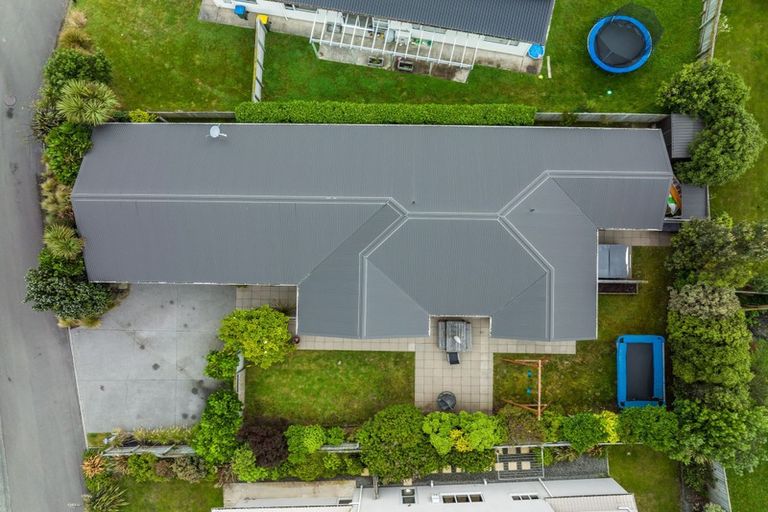 Photo of property in 12 Peel Lane, Aotea, Porirua, 5024